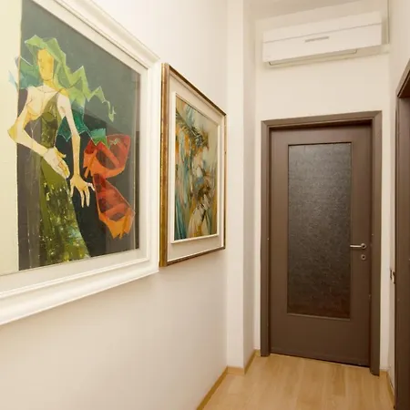 Note D'Artista-Duomo 15 Minutes Apartment Milan Exterior photo